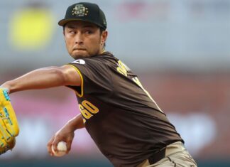Padres’ Yu Darvish ups scoreless IP streak to 25, gets 200th win