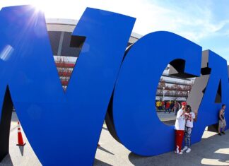 NCAA, Power 5 agree to deal that will let schools pay players