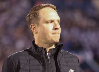 Kansas AD Travis Goff has agreed to a new 7-year contract, sources say