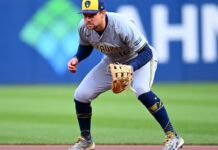 Brewers activate Rhys Hoskins as Phillies reunion looms