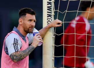 Whitecaps fans ask for a refund for Messi absence in MLS game