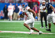 College football transfer portal tracker, live updates: Commitments, latest moves, analysis