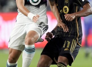 LAFC runs win streak to four, snaps Minnesota United’s unbeaten run at six with 2-0 victory