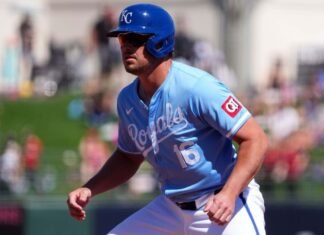 Royals put Renfroe (toe) on IL, Frazier on bereavement list