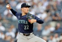 Mariners RHP Bryan Woo scratched, to undergo MRI on elbow