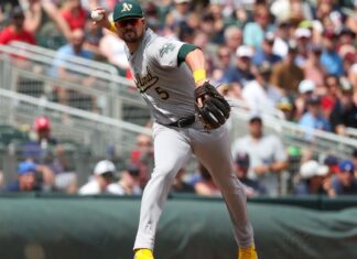 Oakland A’s designate J.D. Davis for assignment, sources say