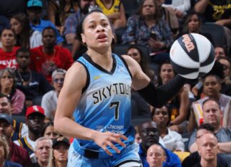 Chennedy Carter assessed flagrant foul on Caitlin Clark: reports – NBC Chicago