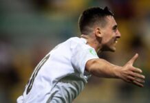 Manchester United set their sights on RB Salzburg midfielder Oscar Gloukh – Man United News And Transfer News