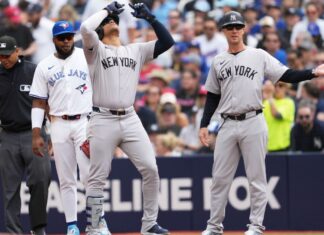 Yankees win as Juan Soto (bruised hand) late addition to lineup