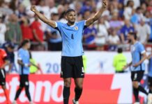 Transfer Talk: Araújo may leave Barça as Man Utd circle