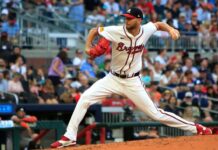 Chris Sale ties MLB-high 11 wins as Braves beat Giants 3-1