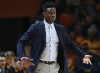 George Mason signed coach Tony Skeen to a one-year extension