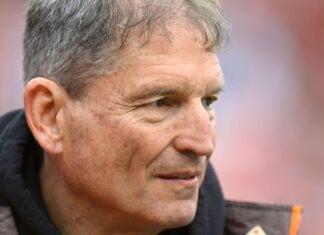 Former Browns QB great Bernie Kosar facing health challenges