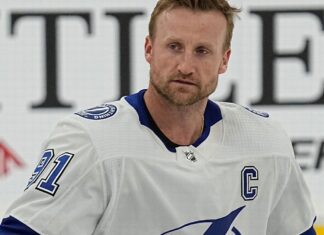 Predators’ Steven Stamkos bids emotional farewell to Tampa Bay