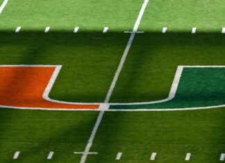 Jaboree Antoine has committed to the Miami Hurricanes football team