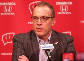 Wisconsin gives AD Chris McIntosh 5-year extension, raises