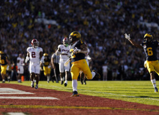 TNT Will Air College Football Playoff Games in Deal With ESPN