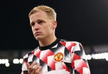 Donny van de Beek confirms Manchester United exit in emotional farewell message to fans – Man United News And Transfer News