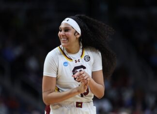 Sunday Elite Eight Bracket Odds, Picks