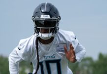 Titans’ DeAndre Hopkins won’t need surgery, out ‘several weeks’