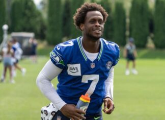 Seahawks’ Geno Smith returns to practice from knee, hip injuries