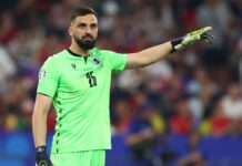 Liverpool close to signing Valencia’s Giorgi Mamardashvili