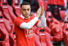 Dest excited by prospect of Pochettino as USMNT coach