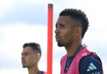 Arsenal await scan results on Gabriel Jesus groin injury