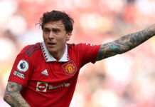 Victor Lindelof is “expected to stay” at Man United this season – Man United News And Transfer News