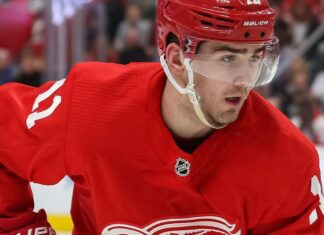 Former NHL No. 6 draft pick Filip Zadina signs with Swiss club