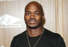 Adrian Peterson ordered to turn over assets to pay $12M debt