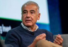 Ex-Milwaukee Bucks owner Lasry close to deal for NC Courage – source