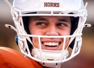 Behind the scenes of Arch Manning’s first start at Texas