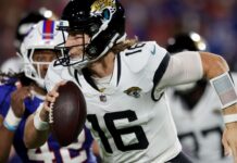 Jaguars coach Pederson noncommittal on Lawrence after loss