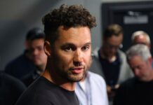 White Sox to consider interim manager Grady Sizemore for permanent job