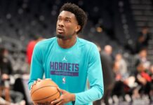 Mark Williams to miss Hornets training camp with foot injury