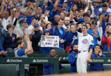 Kyle Hendricks honored by fans in likely final start for Cubs