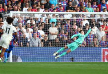 Dean Henderson named in Sofascore’s team of the week after titanic effort to deny Man United – Man United News And Transfer News