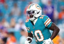 Tyreek Hill committed to Dolphins amid frustrating season