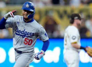 How Dodgers’ Mookie Betts got his postseason groove back