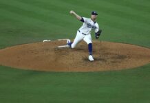 Flaherty helps L.A. tie playoff scoreless innings run in G1 rout of Mets