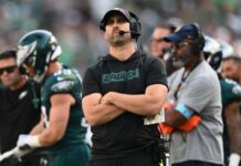 Sirianni ‘disappointed’ he jawed with Eagles boo-birds after Sunday’s win