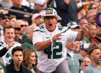 Jets superfan Fireman Ed says team is phasing him out at MetLife