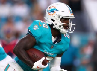 Dolphins coach optimistic RB De’Von Achane will play vs. Colts