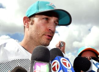 Former NFL QB Jay Cutler faces DUI, weapons charges