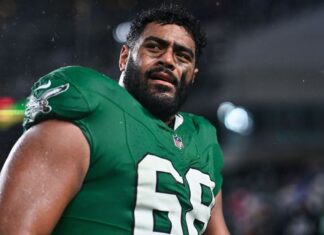 Eagles LT Mailata placed on IR, TE Goedert out vs. Giants