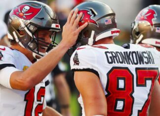 Adams and Rodgers the latest teammates to reunite on a new team