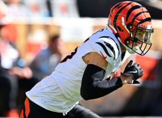 Bengals’ Charlie Jones scores 100-yard TD on opening kickoff