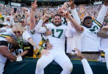 Brandon McManus kicks game-winning field goal in 1st Packers game