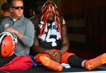 Browns’ Deshaun Watson carted off with noncontact Achilles injury